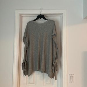 Shawl top. Gray. J Jill.